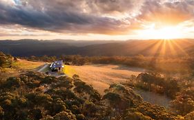 Mountain Top Bilpin, Studio 1 Isyd